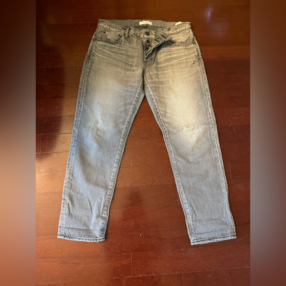 Moussy Women's Light Gray Straight Leg Jeans